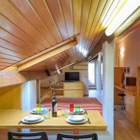 In With Kitchen Apartment *